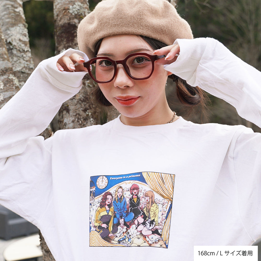 
                  
                    グラフィックロングスリーブTシャツ(WHITE)
                  
                