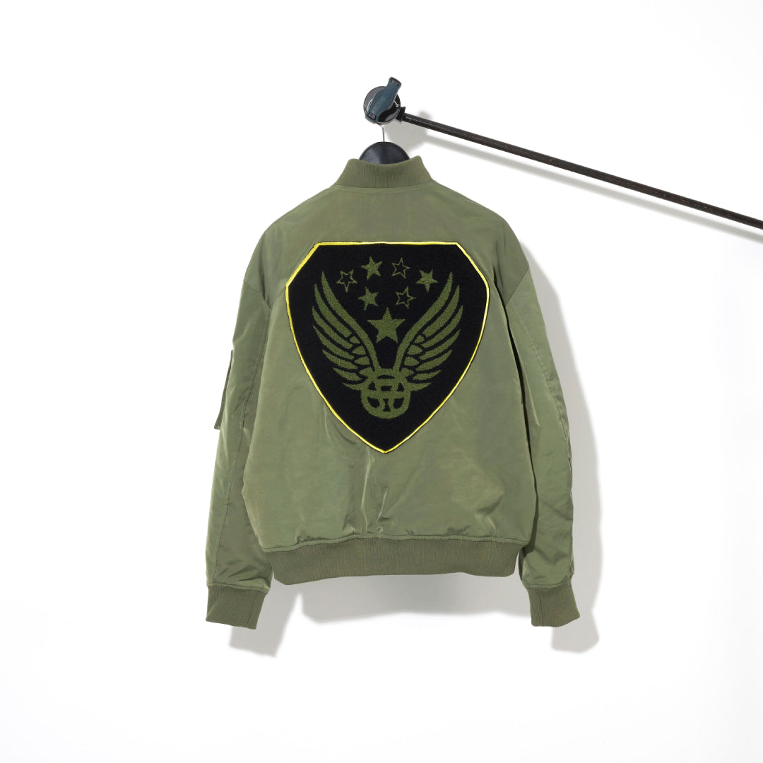 
                  
                    MA1ジャケット(XL)
                  
                