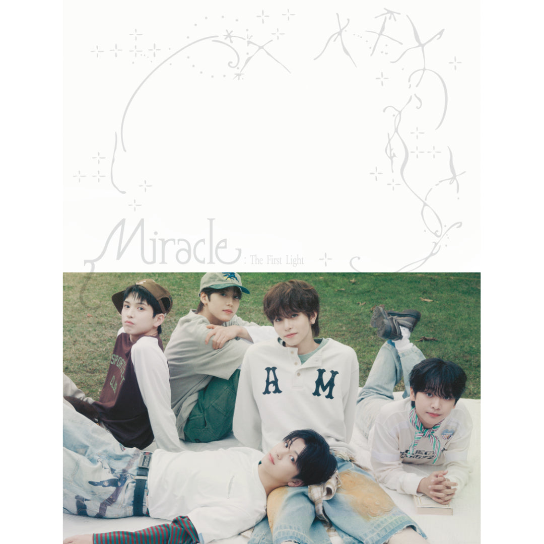 【初回生産限定】【Photobook ver.】Miracle : The First Light(CD)
